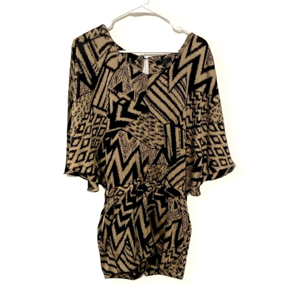 Guess Romper with tan & black sz Sm